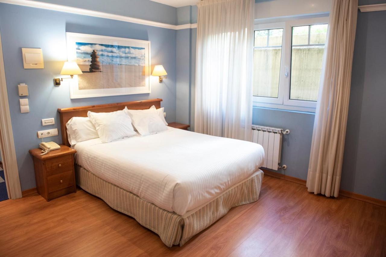 סן ויסנטה דה לה ברקרה Hotel Faro De San Vicente מראה חיצוני תמונה