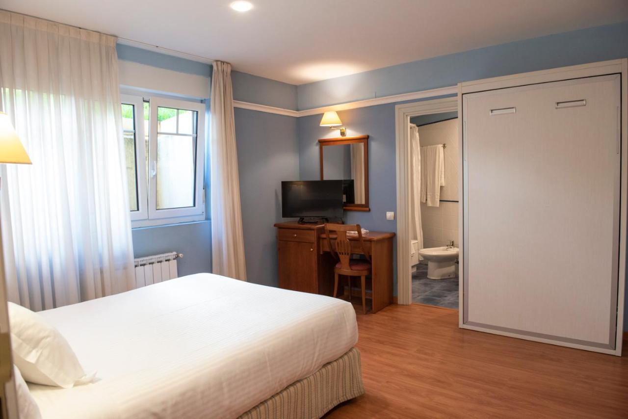 סן ויסנטה דה לה ברקרה Hotel Faro De San Vicente מראה חיצוני תמונה