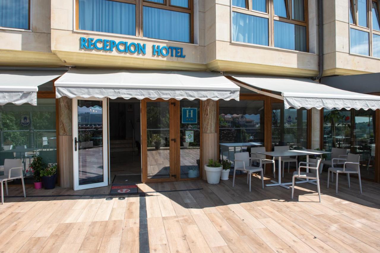 סן ויסנטה דה לה ברקרה Hotel Faro De San Vicente מראה חיצוני תמונה