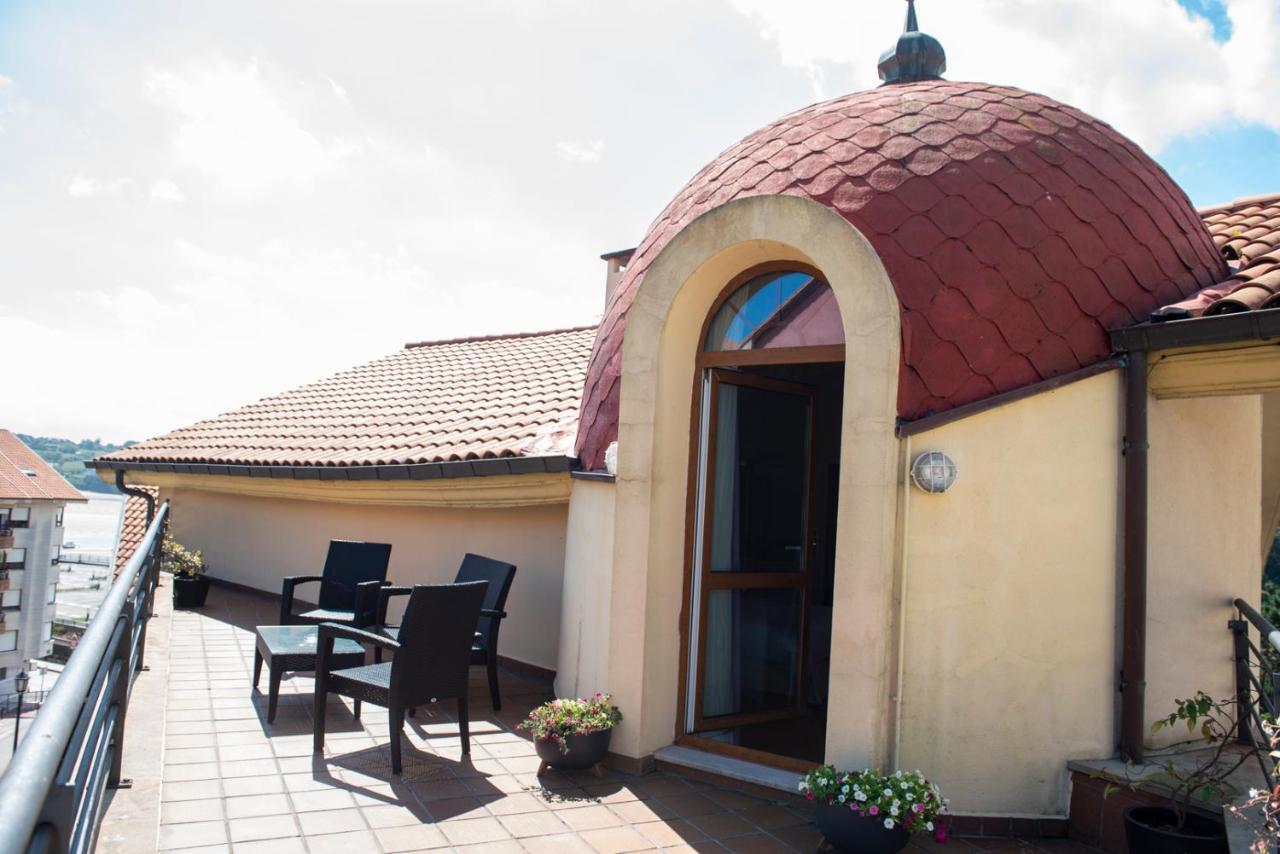 סן ויסנטה דה לה ברקרה Hotel Faro De San Vicente מראה חיצוני תמונה