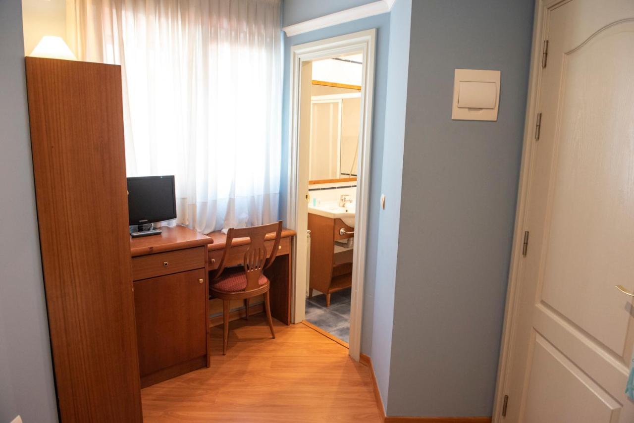 סן ויסנטה דה לה ברקרה Hotel Faro De San Vicente מראה חיצוני תמונה