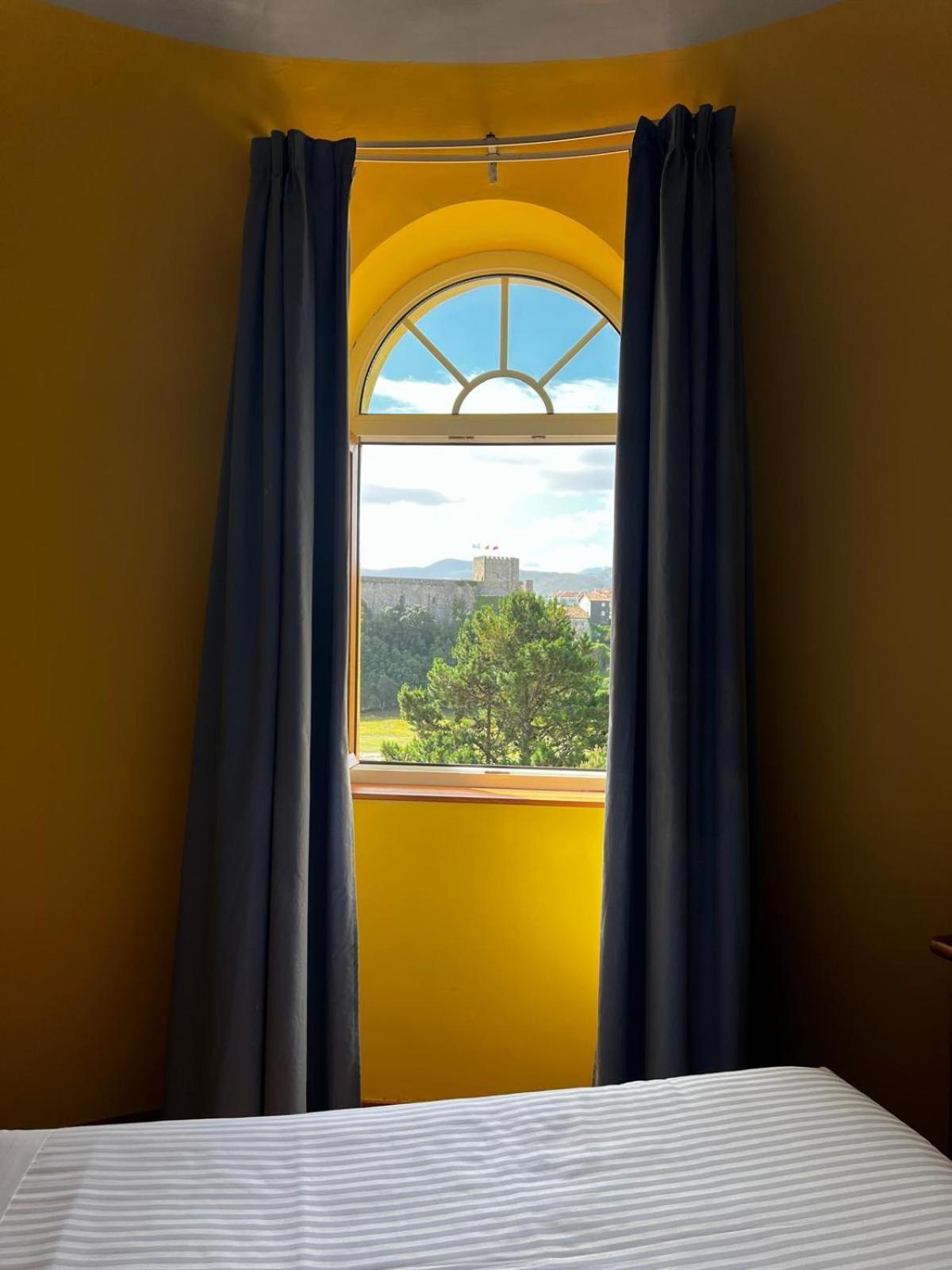 סן ויסנטה דה לה ברקרה Hotel Faro De San Vicente מראה חיצוני תמונה
